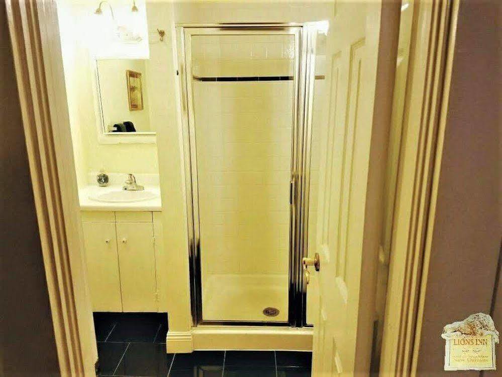 Lion'S Inn Bed And Breakfast New Orleans Bagian luar foto